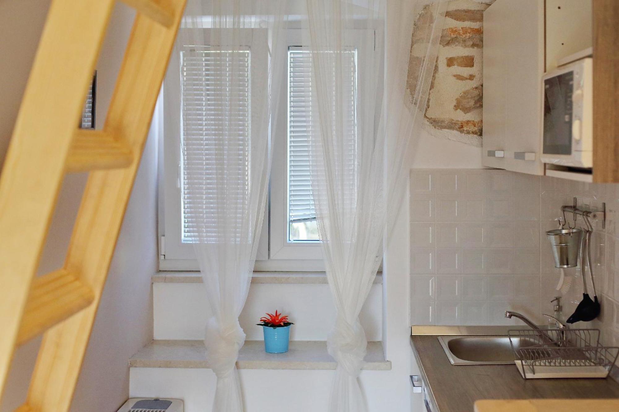 Guverna New Appartement *